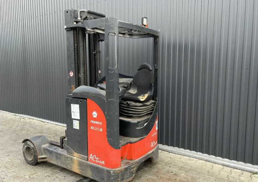Linde R20G - Työntömastotrukki: kuva Linde R20G - Työntömastotrukki Linde R20G - Työntömastotrukki: kuva Linde R20G - Työntömastotrukki