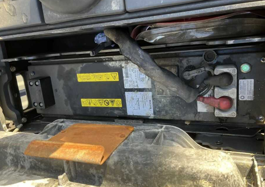 Linde T24SP - Haarukkavaunu: kuva Linde T24SP - Haarukkavaunu Linde T24SP - Haarukkavaunu: kuva Linde T24SP - Haarukkavaunu