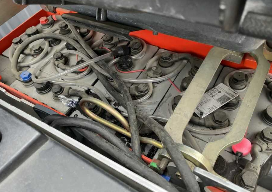 Linde V08-02 - Kerailytrukki: kuva Linde V08-02 - Kerailytrukki Linde V08-02 - Kerailytrukki: kuva Linde V08-02 - Kerailytrukki