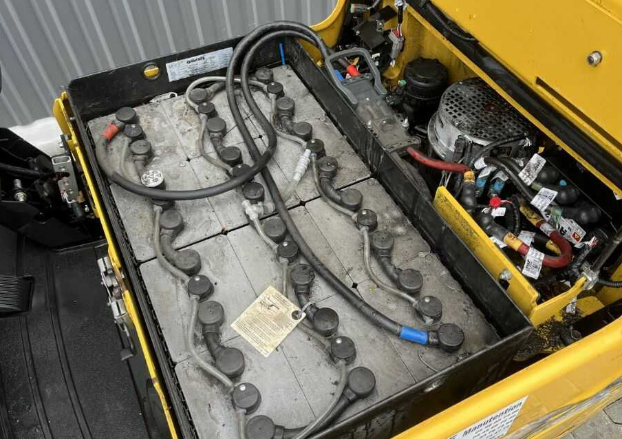 Yale ERP15VC - Sähkötrukki: kuva Yale ERP15VC - Sähkötrukki Yale ERP15VC - Sähkötrukki: kuva Yale ERP15VC - Sähkötrukki