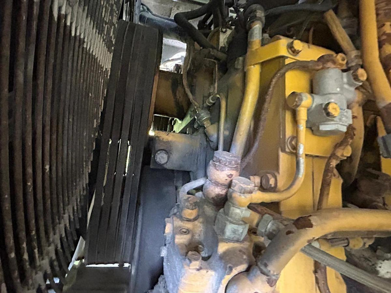 Dumpperi Komatsu HD985: kuva Dumpperi Komatsu HD985