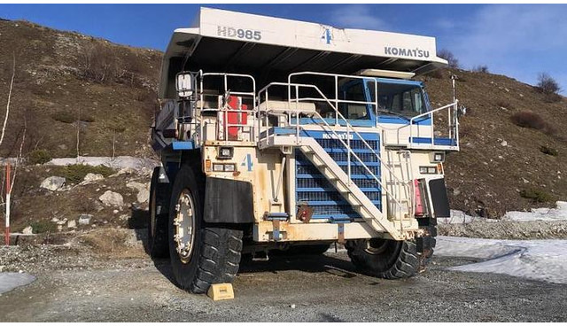 Komatsu HD985 - Dumpperi: kuva Komatsu HD985 - Dumpperi Komatsu HD985 - Dumpperi: kuva Komatsu HD985 - Dumpperi