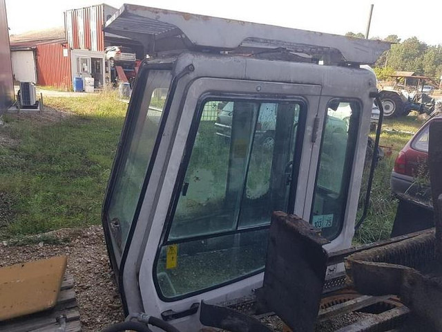 Liebherr A904 R904 A914 R914 A924 R924 A934 R934 A944 R944 A954 R954 - - Ohjaamo - Rakennuskoneet: kuva Liebherr A904 R904 A914 R914 A924 R924 A934 R934 A944 R944 A954 R954 - - Ohjaamo - Rakennuskoneet Liebherr A904 R904 A914 R914 A924 R924 A934 R934 A944 R944 A954 R954 - - Ohjaamo - Rakennuskoneet: kuva Liebherr A904 R904 A914 R914 A924 R924 A934 R934 A944 R944 A954 R954 - - Ohjaamo - Rakennuskoneet