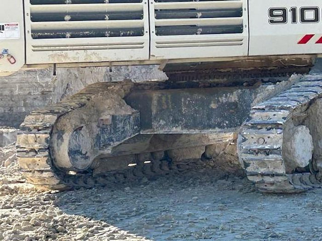 Liebherr R9100 - Telakaivukone: kuva Liebherr R9100 - Telakaivukone Liebherr R9100 - Telakaivukone: kuva Liebherr R9100 - Telakaivukone