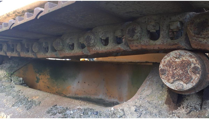 Liebherr R914 - Telakaivukone: kuva Liebherr R914 - Telakaivukone Liebherr R914 - Telakaivukone: kuva Liebherr R914 - Telakaivukone