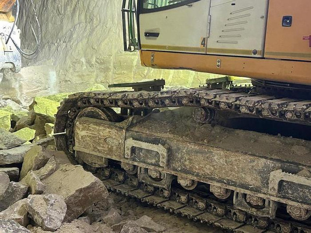 Liebherr R956HD - Telakaivukone: kuva Liebherr R956HD - Telakaivukone Liebherr R956HD - Telakaivukone: kuva Liebherr R956HD - Telakaivukone