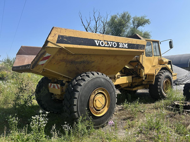 Volvo A25BM - Puutarhajyrsin: kuva Volvo A25BM - Puutarhajyrsin Volvo A25BM - Puutarhajyrsin: kuva Volvo A25BM - Puutarhajyrsin