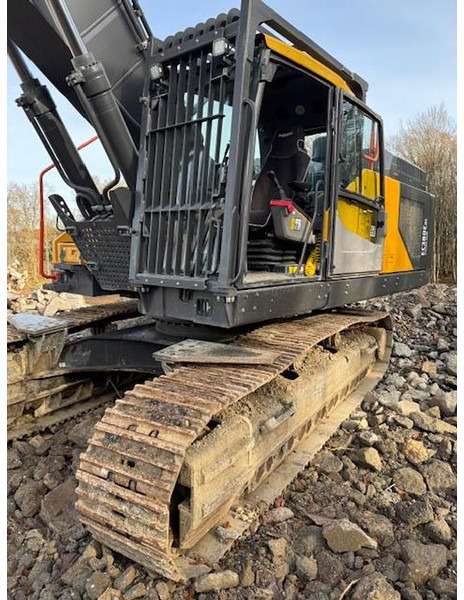 Volvo EC380EL - Telakaivukone: kuva Volvo EC380EL - Telakaivukone Volvo EC380EL - Telakaivukone: kuva Volvo EC380EL - Telakaivukone