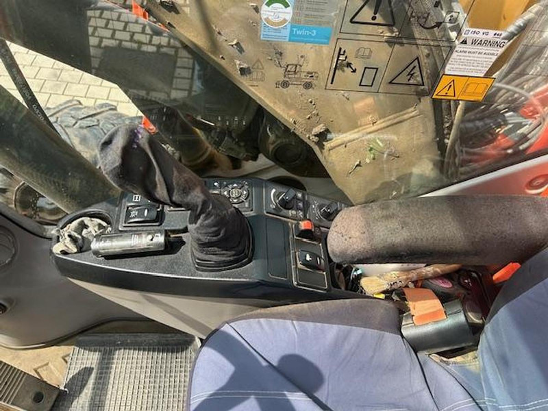 Volvo EWR150E - Pyöräalustainen kaivinkone: kuva Volvo EWR150E - Pyöräalustainen kaivinkone Volvo EWR150E - Pyöräalustainen kaivinkone: kuva Volvo EWR150E - Pyöräalustainen kaivinkone