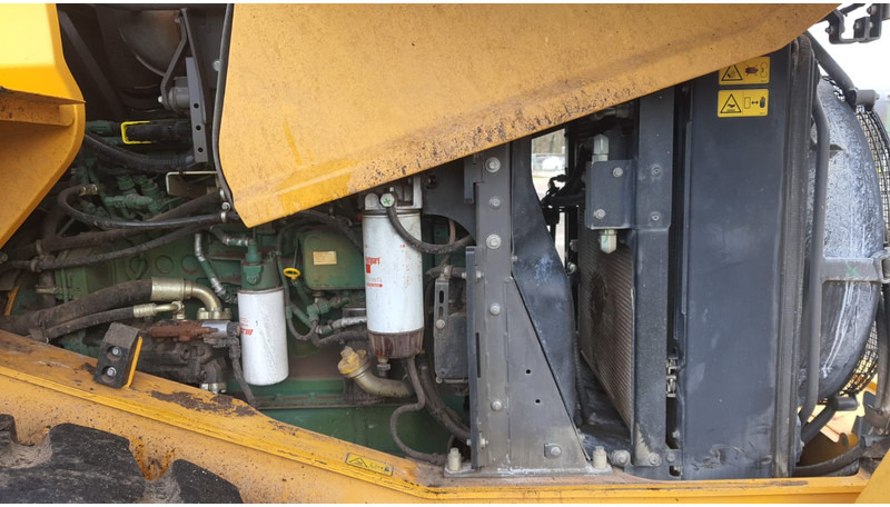 Volvo L90H - Kuormaaja: kuva Volvo L90H - Kuormaaja Volvo L90H - Kuormaaja: kuva Volvo L90H - Kuormaaja