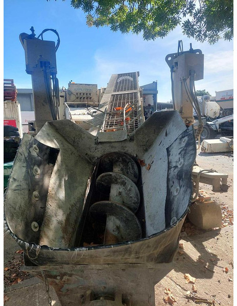 Wirtgen SP150F - Betonikone: kuva Wirtgen SP150F - Betonikone Wirtgen SP150F - Betonikone: kuva Wirtgen SP150F - Betonikone