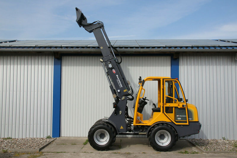 Eurotrac T 13 Teleskop Radlader Hoflader - Teleskooppikuormaaja: kuva Eurotrac T 13 Teleskop Radlader Hoflader - Teleskooppikuormaaja Eurotrac T 13 Teleskop Radlader Hoflader - Teleskooppikuormaaja: kuva Eurotrac T 13 Teleskop Radlader Hoflader - Teleskooppikuormaaja