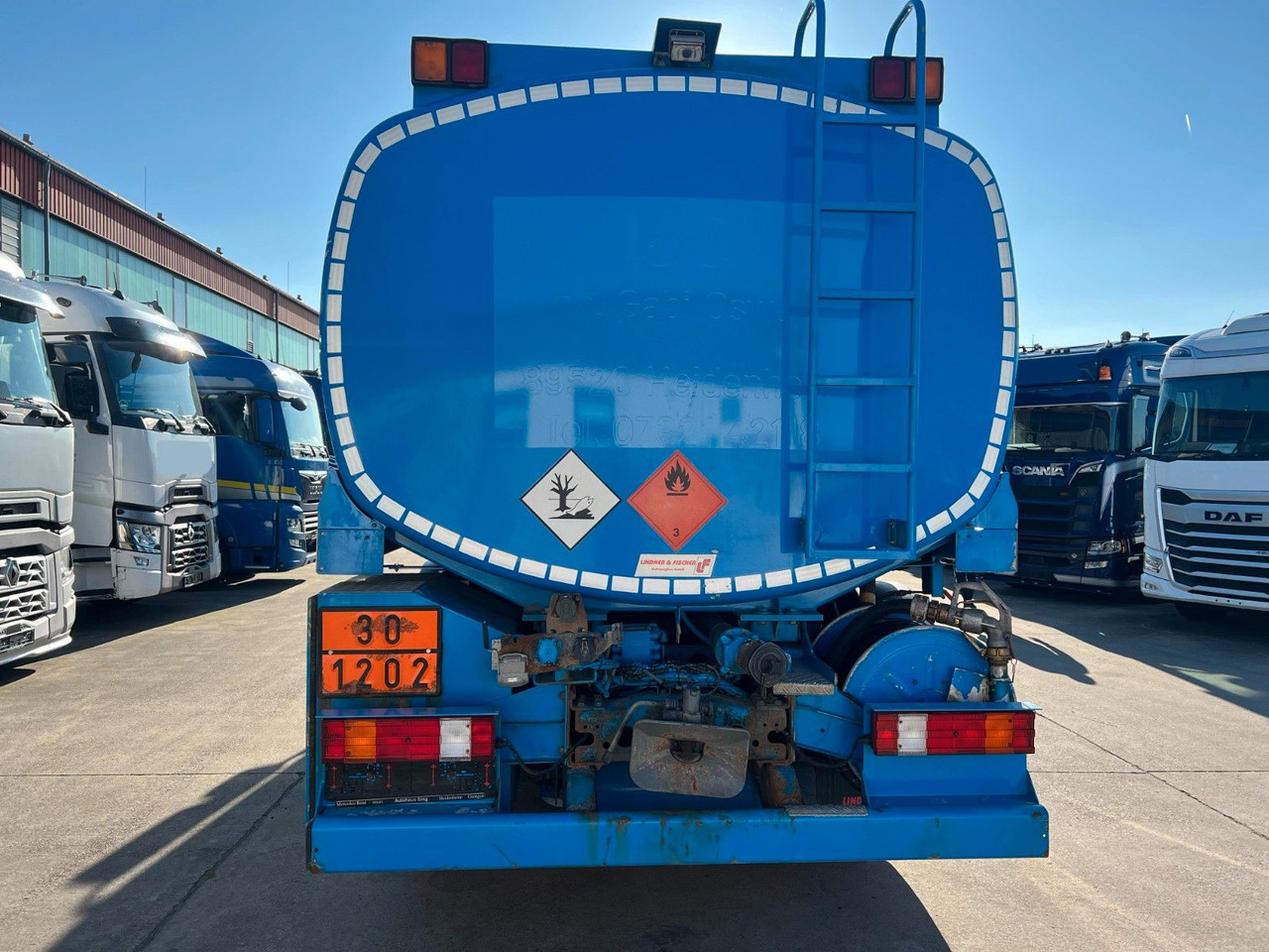 Mercedes-Benz ACTROS 2544 * 3 KAMMER * OBEN/UNTEN * LIFT * - Säiliöauto: kuva Mercedes-Benz ACTROS 2544 * 3 KAMMER * OBEN/UNTEN * LIFT * - Säiliöauto Mercedes-Benz ACTROS 2544 * 3 KAMMER * OBEN/UNTEN * LIFT * - Säiliöauto: kuva Mercedes-Benz ACTROS 2544 * 3 KAMMER * OBEN/UNTEN * LIFT * - Säiliöauto