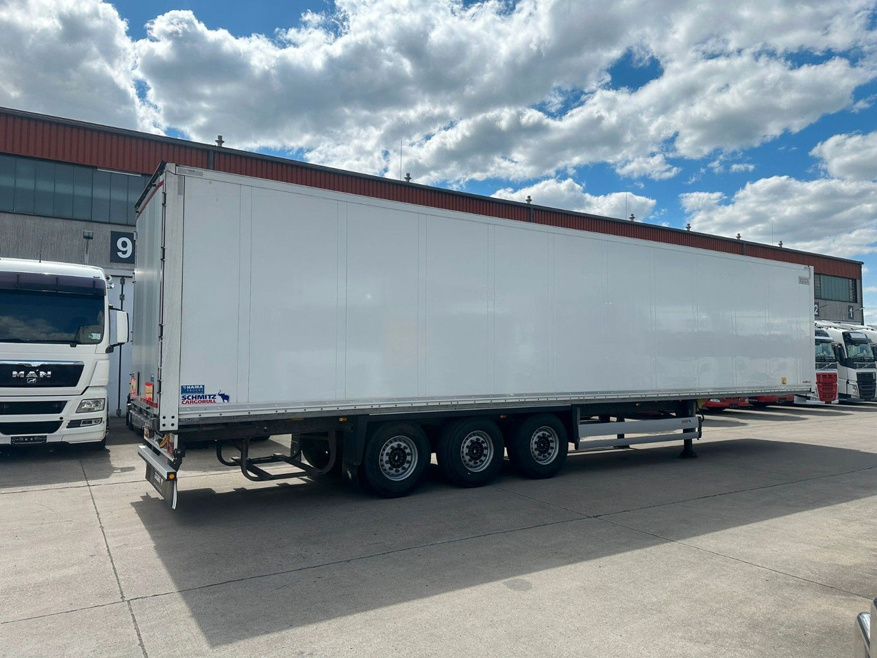 Schmitz Cargobull SCB*S3B * LIFTACHSE * DOPPELSTOCK * KOFFER * - Umpikori puoliperävaunu: kuva Schmitz Cargobull SCB*S3B * LIFTACHSE * DOPPELSTOCK * KOFFER * - Umpikori puoliperävaunu Schmitz Cargobull SCB*S3B * LIFTACHSE * DOPPELSTOCK * KOFFER * - Umpikori puoliperävaunu: kuva Schmitz Cargobull SCB*S3B * LIFTACHSE * DOPPELSTOCK * KOFFER * - Umpikori puoliperävaunu