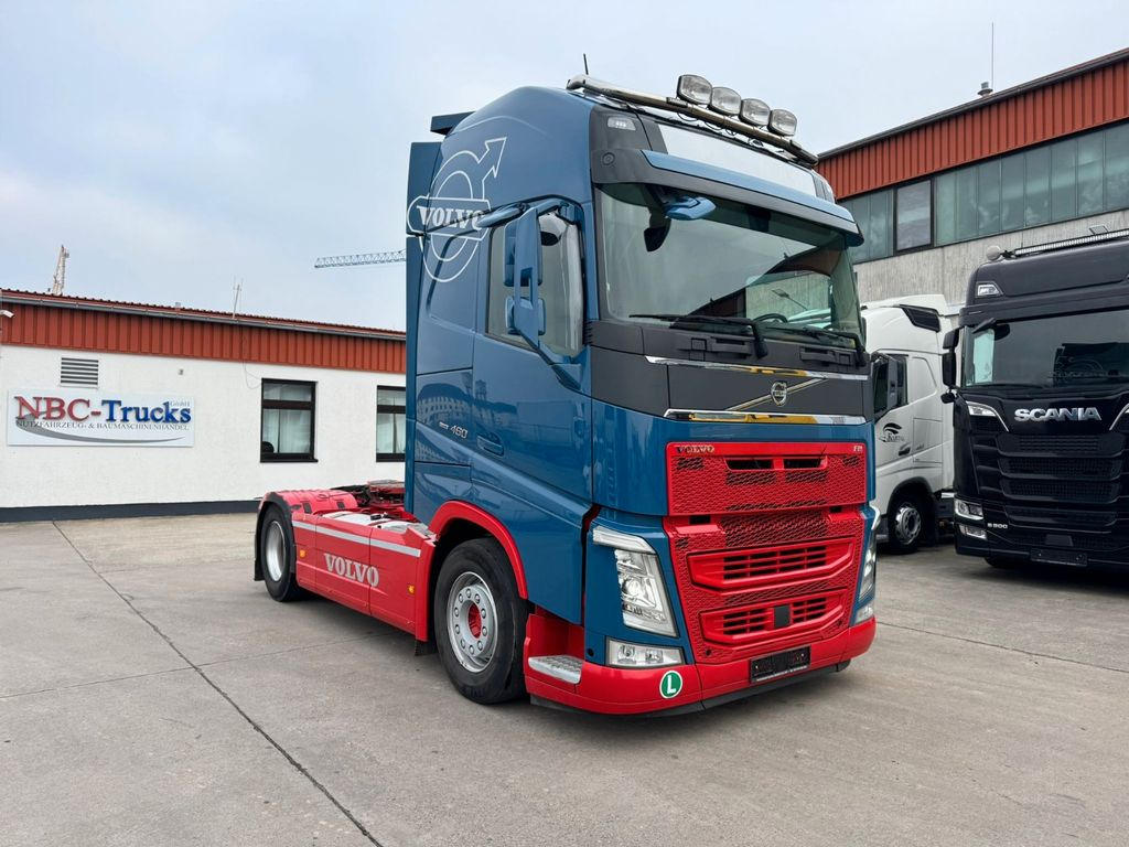 Volvo FH 460*GLOBETROTTER *STANDKLIMA*AUTOTRANSPORTER* - Vetopöytäauto: kuva Volvo FH 460*GLOBETROTTER *STANDKLIMA*AUTOTRANSPORTER* - Vetopöytäauto Volvo FH 460*GLOBETROTTER *STANDKLIMA*AUTOTRANSPORTER* - Vetopöytäauto: kuva Volvo FH 460*GLOBETROTTER *STANDKLIMA*AUTOTRANSPORTER* - Vetopöytäauto