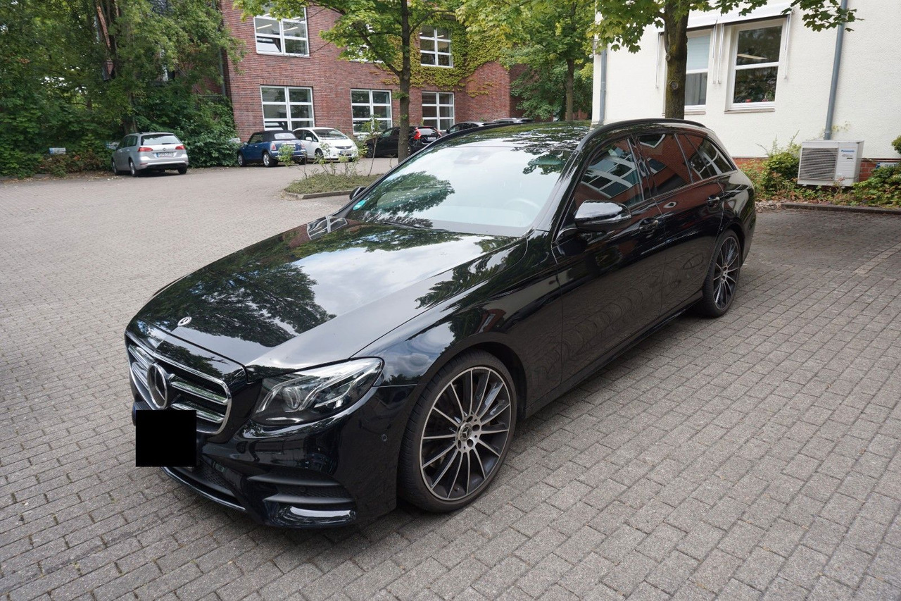 Mercedes-Benz E 450 4MATIC T AVANTGARDE Autom. - Farmari: kuva Mercedes-Benz E 450 4MATIC T AVANTGARDE Autom. - Farmari Mercedes-Benz E 450 4MATIC T AVANTGARDE Autom. - Farmari: kuva Mercedes-Benz E 450 4MATIC T AVANTGARDE Autom. - Farmari