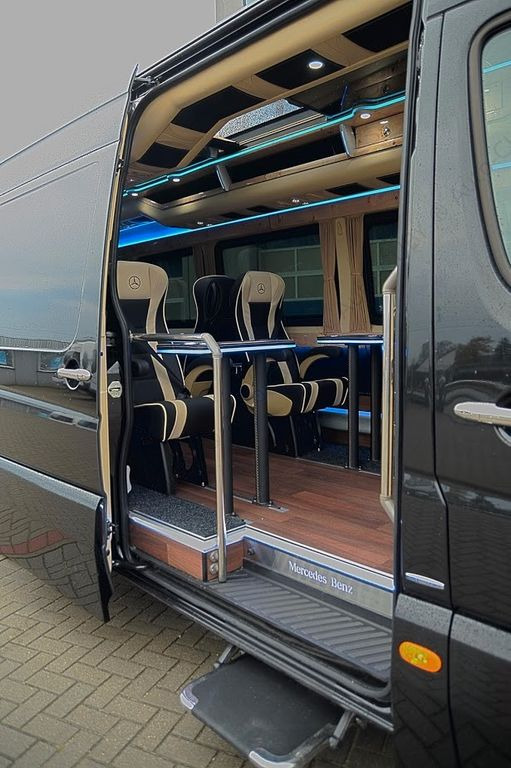 Mercedes-Benz Sprinter 319 VIP 8+1 Mercedes-Benz Sprinter 319 VIP 8+1 - Minibussi, Pikkubussi: kuva Mercedes-Benz Sprinter 319 VIP 8+1 Mercedes-Benz Sprinter 319 VIP 8+1 - Minibussi, Pikkubussi Mercedes-Benz Sprinter 319 VIP 8+1 Mercedes-Benz Sprinter 319 VIP 8+1 - Minibussi, Pikkubussi: kuva Mercedes-Benz Sprinter 319 VIP 8+1 Mercedes-Benz Sprinter 319 VIP 8+1 - Minibussi, Pikkubussi