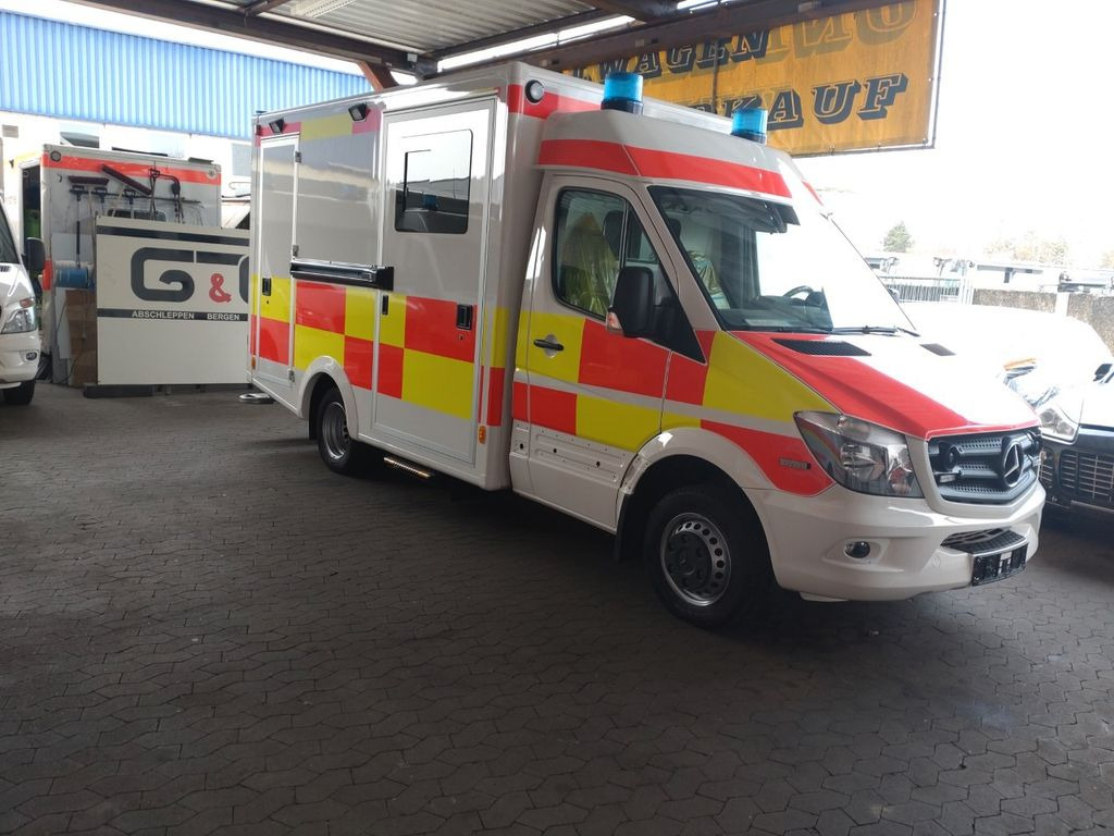 Mercedes-Benz Sprinter 519 / ATM 0km 4x on Stock - Ambulanssi: kuva Mercedes-Benz Sprinter 519 / ATM 0km 4x on Stock - Ambulanssi Mercedes-Benz Sprinter 519 / ATM 0km 4x on Stock - Ambulanssi: kuva Mercedes-Benz Sprinter 519 / ATM 0km 4x on Stock - Ambulanssi