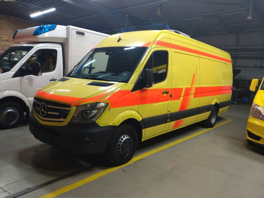 Mercedes-Benz Sprinter ITW RTW 519 2x on Stock - Ambulanssi: kuva Mercedes-Benz Sprinter ITW RTW 519 2x on Stock - Ambulanssi Mercedes-Benz Sprinter ITW RTW 519 2x on Stock - Ambulanssi: kuva Mercedes-Benz Sprinter ITW RTW 519 2x on Stock - Ambulanssi