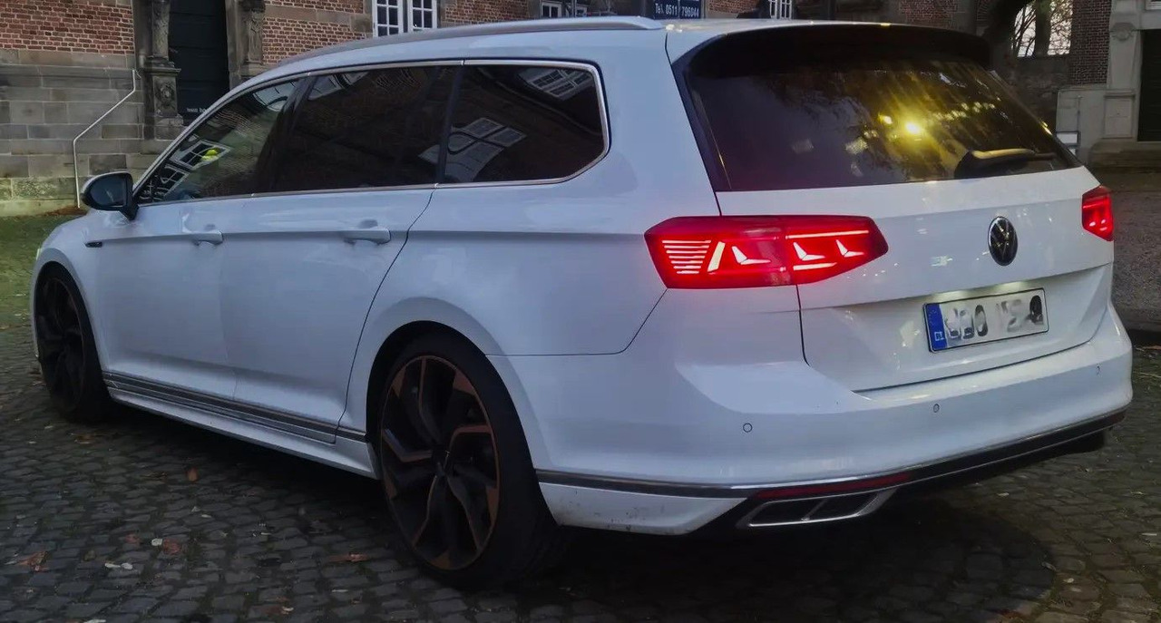 Volkswagen Passat 4-motion R line 9x20 Zoll - Farmari: kuva Volkswagen Passat 4-motion R line 9x20 Zoll - Farmari Volkswagen Passat 4-motion R line 9x20 Zoll - Farmari: kuva Volkswagen Passat 4-motion R line 9x20 Zoll - Farmari