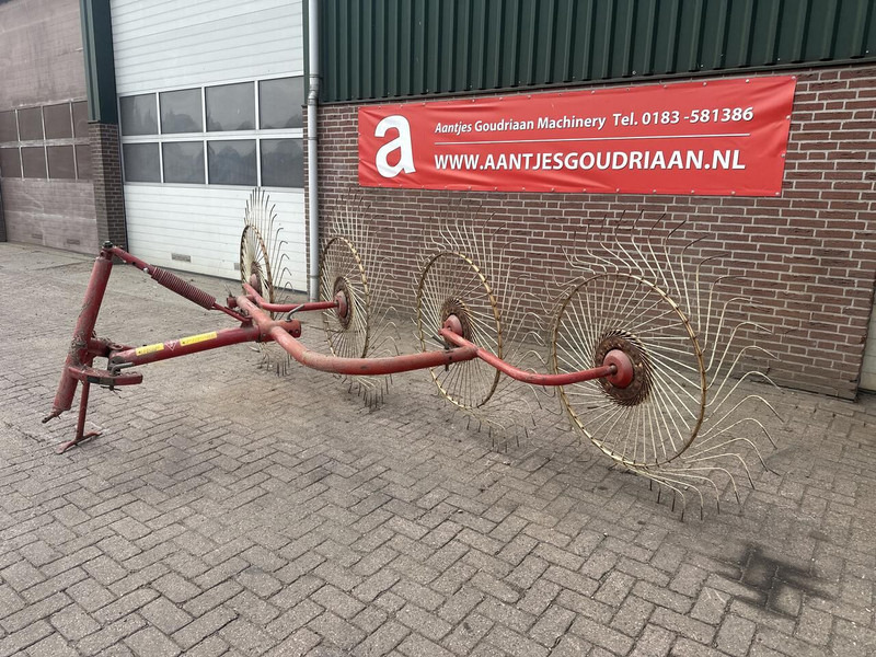 4 bords gedragen acrobaat - Gebruikt - Pöyhin: kuva 4 bords gedragen acrobaat - Gebruikt - Pöyhin 4 bords gedragen acrobaat - Gebruikt - Pöyhin: kuva 4 bords gedragen acrobaat - Gebruikt - Pöyhin