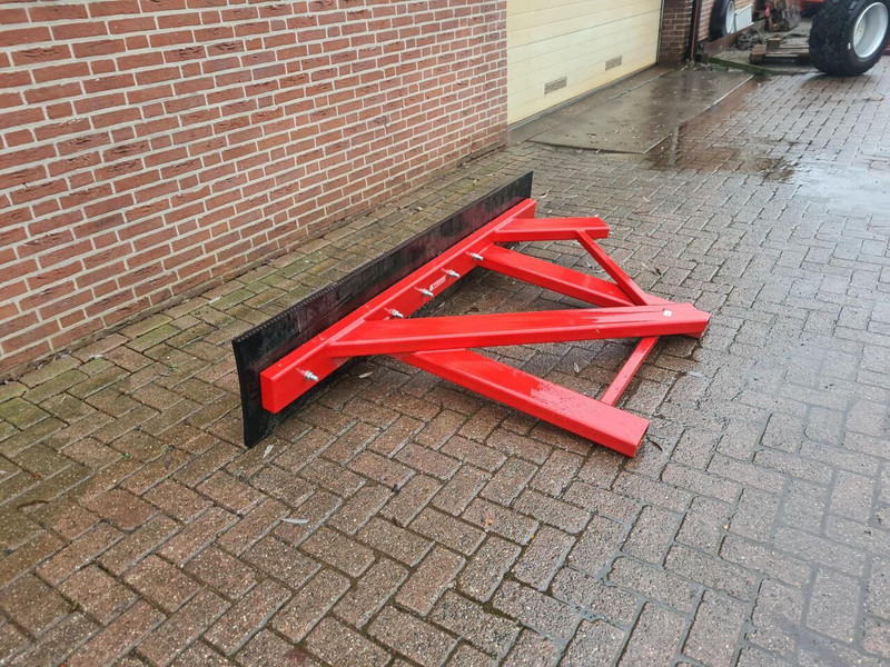 AGM rubberschuif - Karjatalouskone: kuva AGM rubberschuif - Karjatalouskone AGM rubberschuif - Karjatalouskone: kuva AGM rubberschuif - Karjatalouskone