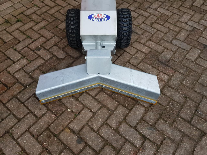 Elektrische mestschuif - Karjatalouskone: kuva Elektrische mestschuif - Karjatalouskone Elektrische mestschuif - Karjatalouskone: kuva Elektrische mestschuif - Karjatalouskone