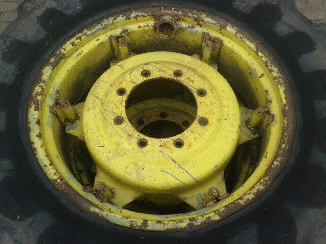 Pirelli - Renkaat ja vanteet: kuva Pirelli - Renkaat ja vanteet Pirelli - Renkaat ja vanteet: kuva Pirelli - Renkaat ja vanteet