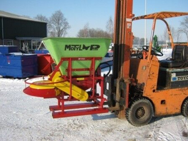 Zoutstrooier - Lannoitteenlevitin: kuva Zoutstrooier - Lannoitteenlevitin Zoutstrooier - Lannoitteenlevitin: kuva Zoutstrooier - Lannoitteenlevitin