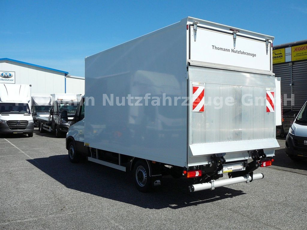 Iveco Daily 35S18 Koffer Ladebordwand Iveco Daily 35S18 Koffer Ladebordwand - Jakeluauto: kuva Iveco Daily 35S18 Koffer Ladebordwand Iveco Daily 35S18 Koffer Ladebordwand - Jakeluauto Iveco Daily 35S18 Koffer Ladebordwand Iveco Daily 35S18 Koffer Ladebordwand - Jakeluauto: kuva Iveco Daily 35S18 Koffer Ladebordwand Iveco Daily 35S18 Koffer Ladebordwand - Jakeluauto
