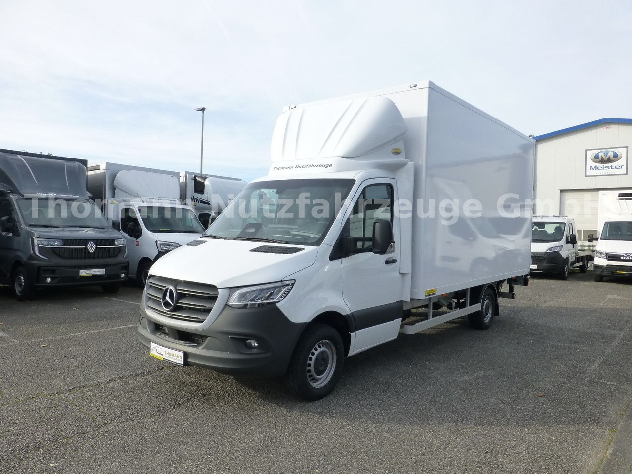 Mercedes-Benz Sprinter 317 CDI Koffer Ultralight LBW Neuheit! - Jakeluauto: kuva Mercedes-Benz Sprinter 317 CDI Koffer Ultralight LBW Neuheit! - Jakeluauto Mercedes-Benz Sprinter 317 CDI Koffer Ultralight LBW Neuheit! - Jakeluauto: kuva Mercedes-Benz Sprinter 317 CDI Koffer Ultralight LBW Neuheit! - Jakeluauto