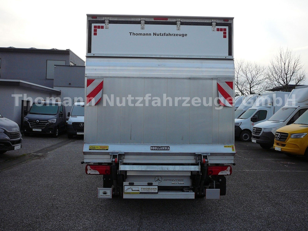 Kylmäauto Mercedes-Benz Sprinter 317 CDI Kühlkoffer Xarios 300 LBW: kuva Kylmäauto Mercedes-Benz Sprinter 317 CDI Kühlkoffer Xarios 300 LBW Kylmäauto Mercedes-Benz Sprinter 317 CDI Kühlkoffer Xarios 300 LBW: kuva Kylmäauto Mercedes-Benz Sprinter 317 CDI Kühlkoffer Xarios 300 LBW