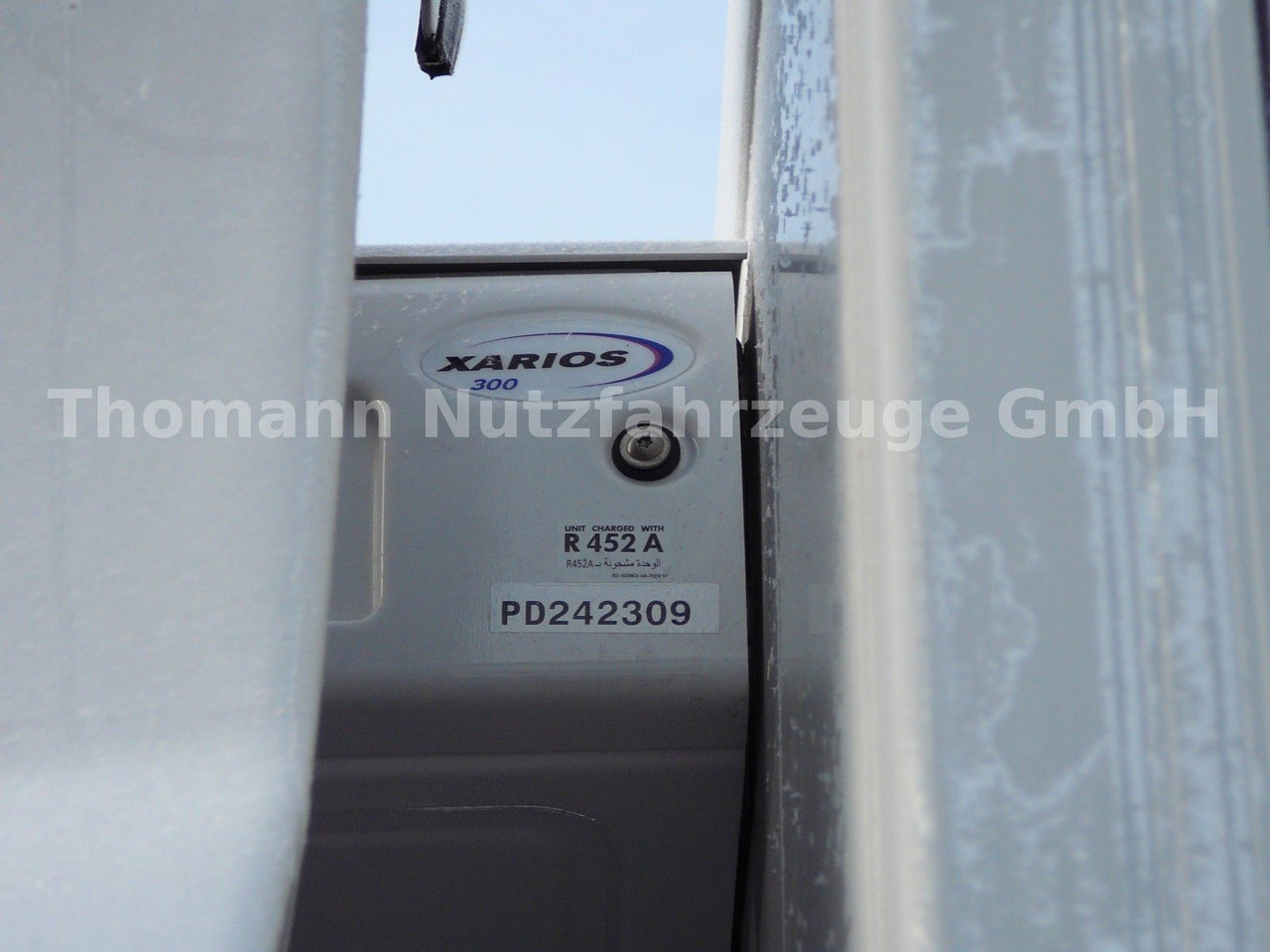 Kylmäauto Mercedes-Benz Sprinter 317 CDI Kühlkoffer Xarios 300 LBW: kuva Kylmäauto Mercedes-Benz Sprinter 317 CDI Kühlkoffer Xarios 300 LBW Kylmäauto Mercedes-Benz Sprinter 317 CDI Kühlkoffer Xarios 300 LBW: kuva Kylmäauto Mercedes-Benz Sprinter 317 CDI Kühlkoffer Xarios 300 LBW