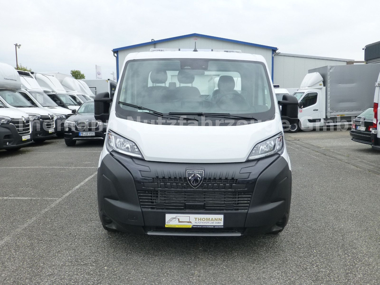 Peugeot Boxer Abschleppwagen Klima AHK R-Camera - Hinausauto: kuva Peugeot Boxer Abschleppwagen Klima AHK R-Camera - Hinausauto Peugeot Boxer Abschleppwagen Klima AHK R-Camera - Hinausauto: kuva Peugeot Boxer Abschleppwagen Klima AHK R-Camera - Hinausauto