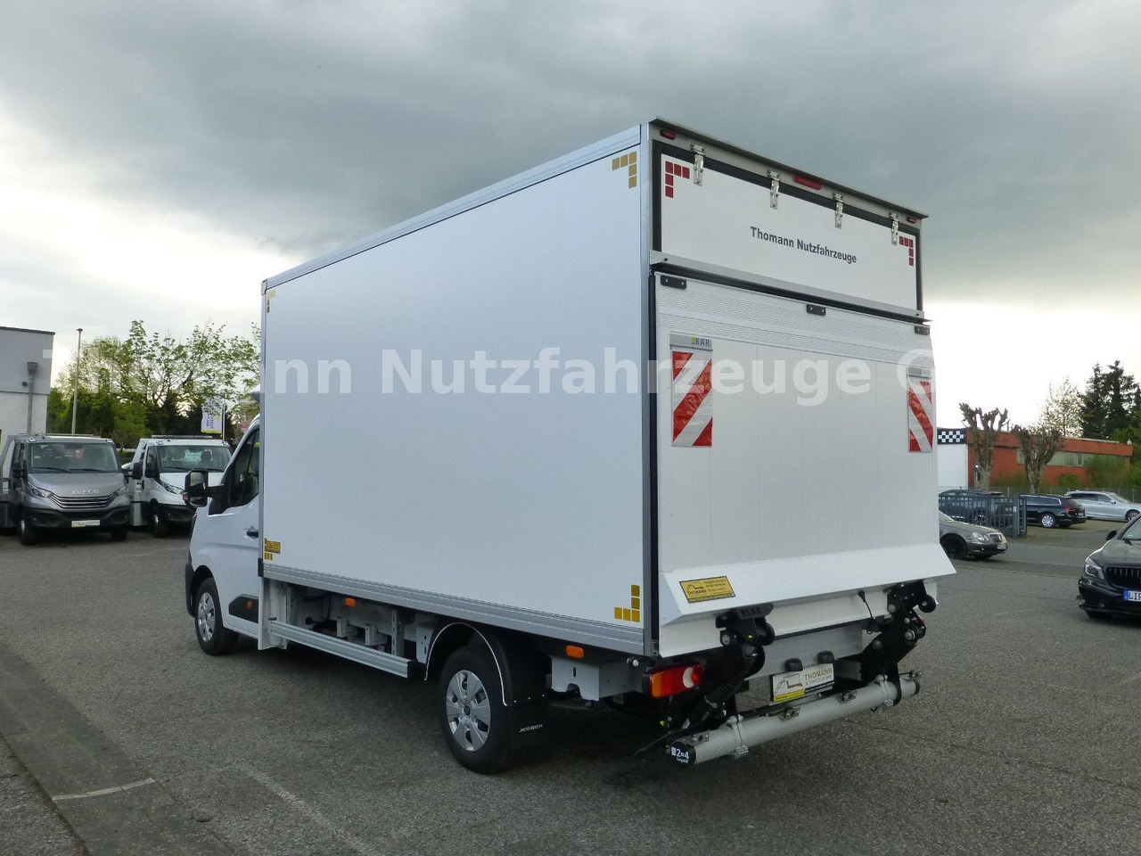 Renault NEW Master 2025 Kühlkoffer LBW Xarios 300 Premiu - Kylmäauto: kuva Renault NEW Master 2025 Kühlkoffer LBW Xarios 300 Premiu - Kylmäauto Renault NEW Master 2025 Kühlkoffer LBW Xarios 300 Premiu - Kylmäauto: kuva Renault NEW Master 2025 Kühlkoffer LBW Xarios 300 Premiu - Kylmäauto