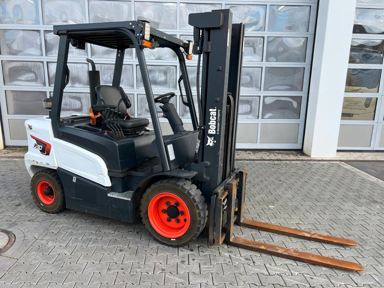 Bobcat D30NXS / nur 482h! / 12.2023 / SS - Sähkötrukki: kuva  Bobcat D30NXS / nur 482h! / 12.2023 / SS - Sähkötrukki Bobcat D30NXS / nur 482h! / 12.2023 / SS - Sähkötrukki: kuva  Bobcat D30NXS / nur 482h! / 12.2023 / SS - Sähkötrukki