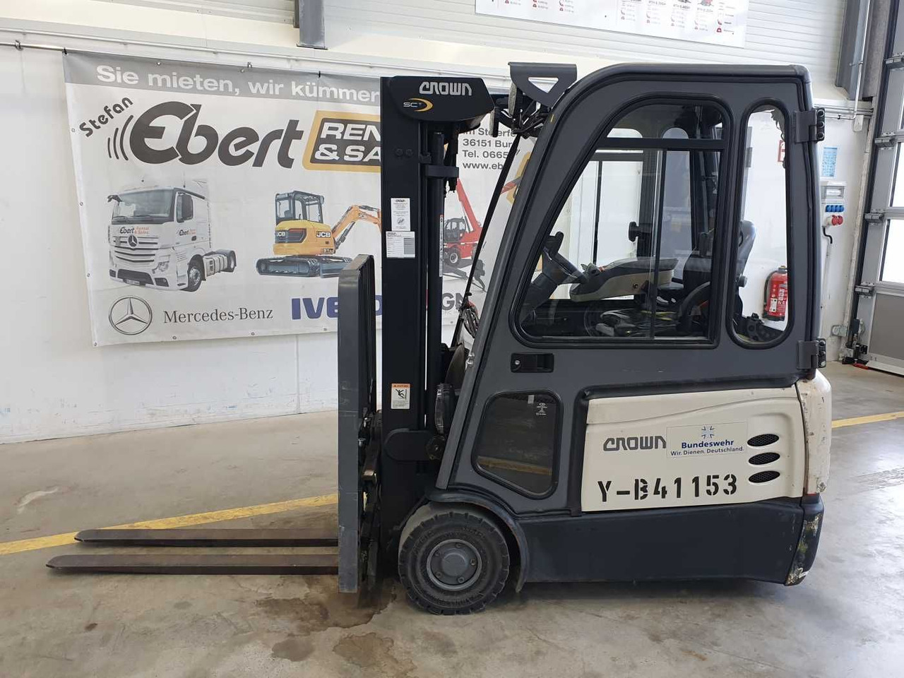 Sähkötrukki Crown SCT6020-1.3 /Triplex: 4.30m /Batterie 2020: kuva Sähkötrukki Crown SCT6020-1.3 /Triplex: 4.30m /Batterie 2020