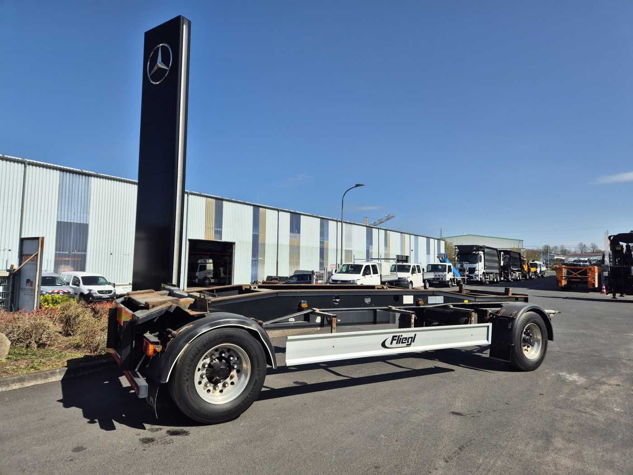 Fliegl ZPS180 Abroll-Container Tropper Pellet-Silo 22m³ Fliegl ZPS180 Abroll-Container Tropper Pellet-Silo 22m³ - Vaihtolavaperävaunu/ Nostovarsi vaihtolavaperävaunu: kuva Fliegl ZPS180 Abroll-Container Tropper Pellet-Silo 22m³ Fliegl ZPS180 Abroll-Container Tropper Pellet-Silo 22m³ - Vaihtolavaperävaunu/ Nostovarsi vaihtolavaperävaunu Fliegl ZPS180 Abroll-Container Tropper Pellet-Silo 22m³ Fliegl ZPS180 Abroll-Container Tropper Pellet-Silo 22m³ - Vaihtolavaperävaunu/ Nostovarsi vaihtolavaperävaunu: kuva Fliegl ZPS180 Abroll-Container Tropper Pellet-Silo 22m³ Fliegl ZPS180 Abroll-Container Tropper Pellet-Silo 22m³ - Vaihtolavaperävaunu/ Nostovarsi vaihtolavaperävaunu