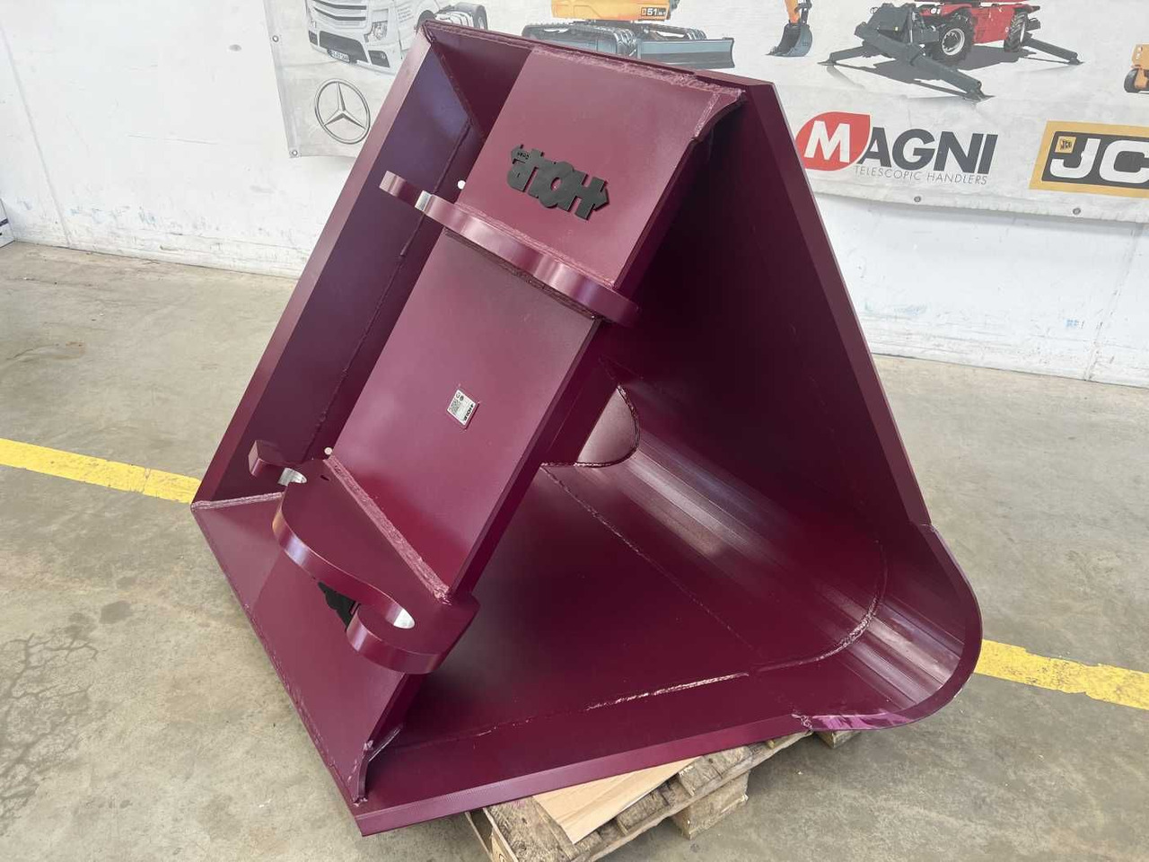 Holp VarioLöffel / VL.112.700 / CW 20 CW30 CW40 - Kaivinkoneen kauha: kuva Holp VarioLöffel / VL.112.700 / CW 20 CW30 CW40 - Kaivinkoneen kauha Holp VarioLöffel / VL.112.700 / CW 20 CW30 CW40 - Kaivinkoneen kauha: kuva Holp VarioLöffel / VL.112.700 / CW 20 CW30 CW40 - Kaivinkoneen kauha