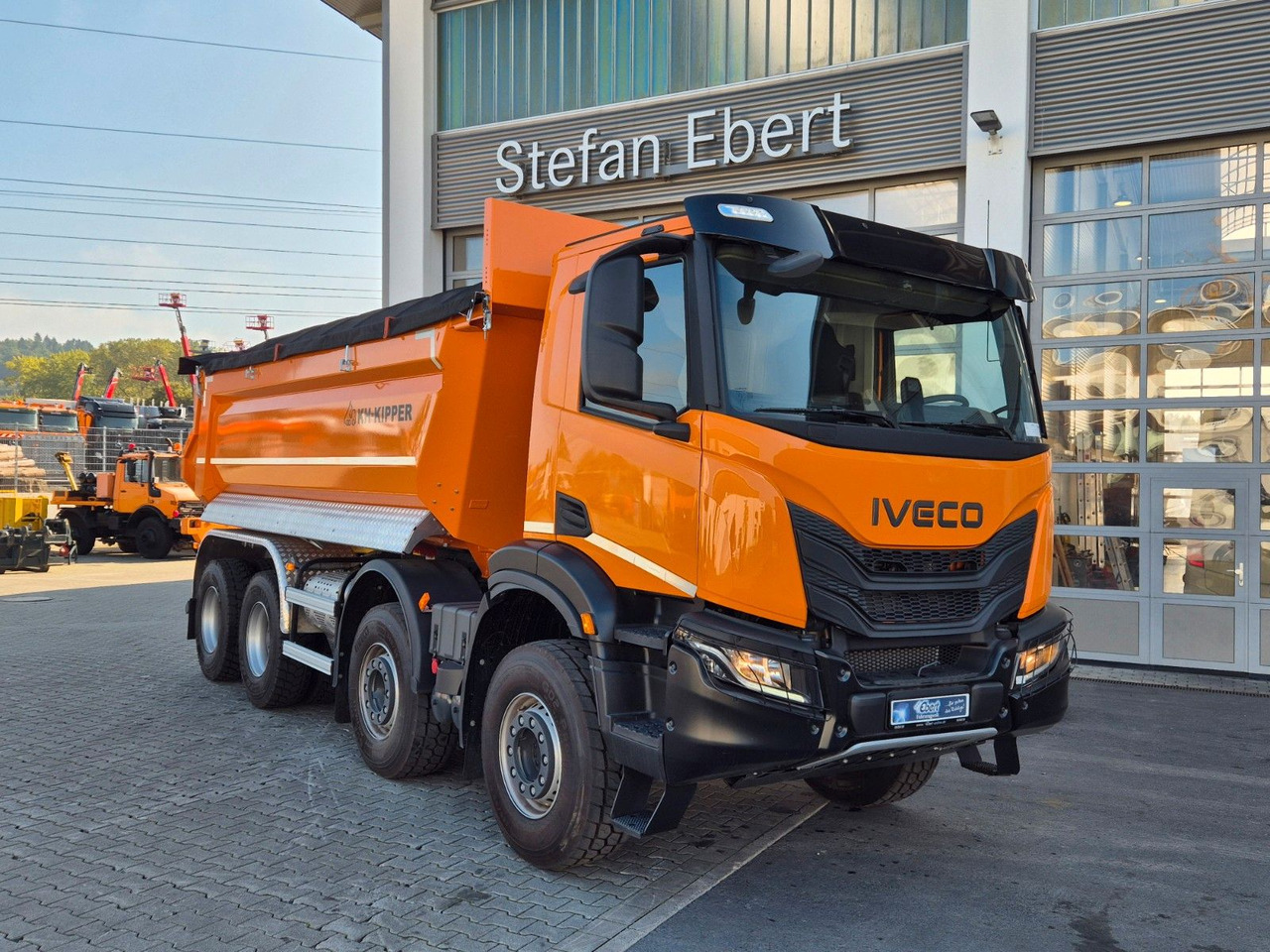 Iveco AD360X54Z HR OFF 8x4 Intarder AHK - Nostovarsi-vaihtolavakuorma kuorma-auto: kuva Iveco AD360X54Z HR OFF 8x4 Intarder AHK - Nostovarsi-vaihtolavakuorma kuorma-auto Iveco AD360X54Z HR OFF 8x4 Intarder AHK - Nostovarsi-vaihtolavakuorma kuorma-auto: kuva Iveco AD360X54Z HR OFF 8x4 Intarder AHK - Nostovarsi-vaihtolavakuorma kuorma-auto