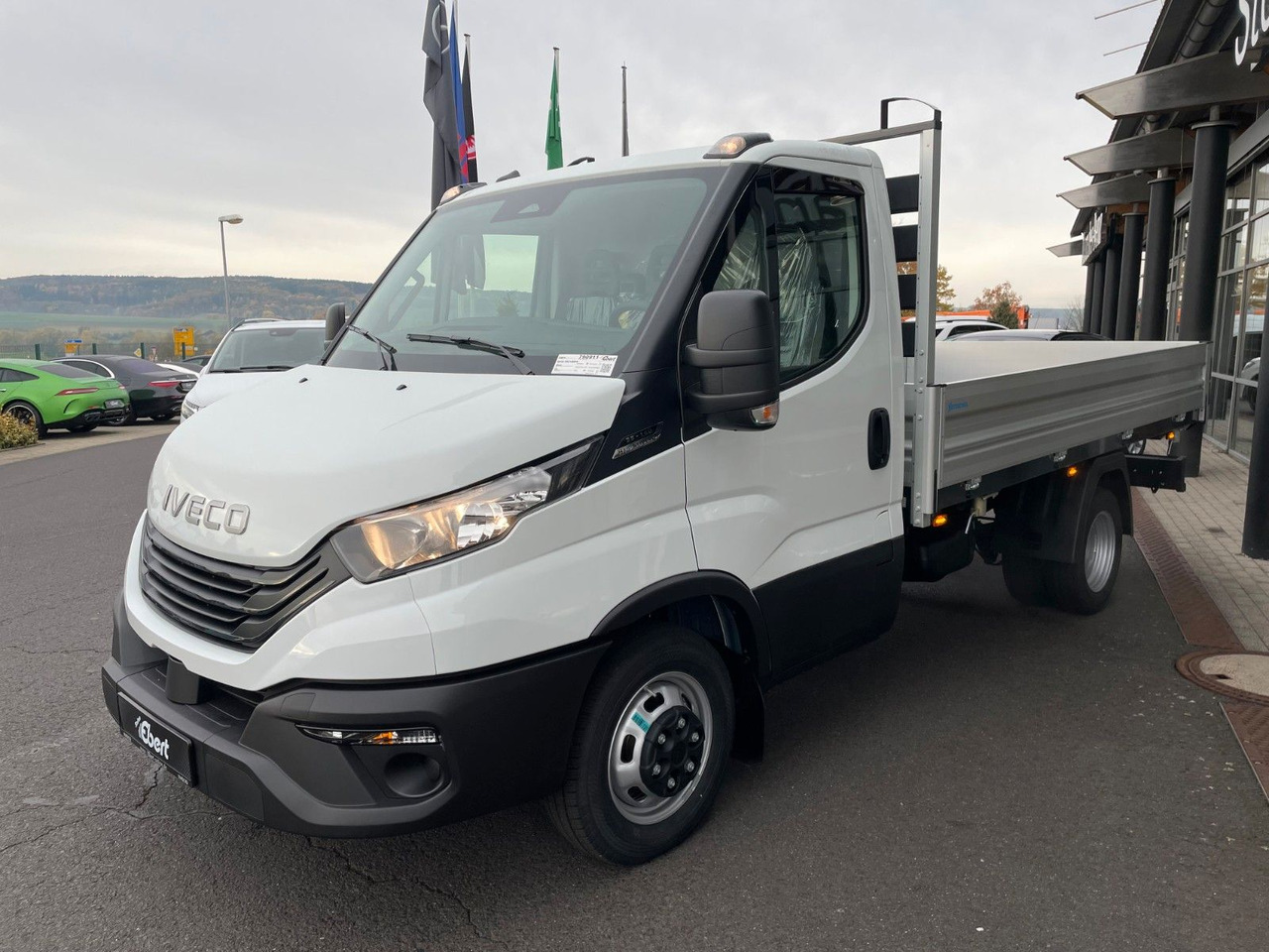 Iveco Daily 35C14 A8 *R3.450mm*Automatik* 7x vorhanden - Kippilava-auto: kuva Iveco Daily 35C14 A8 *R3.450mm*Automatik* 7x vorhanden - Kippilava-auto Iveco Daily 35C14 A8 *R3.450mm*Automatik* 7x vorhanden - Kippilava-auto: kuva Iveco Daily 35C14 A8 *R3.450mm*Automatik* 7x vorhanden - Kippilava-auto