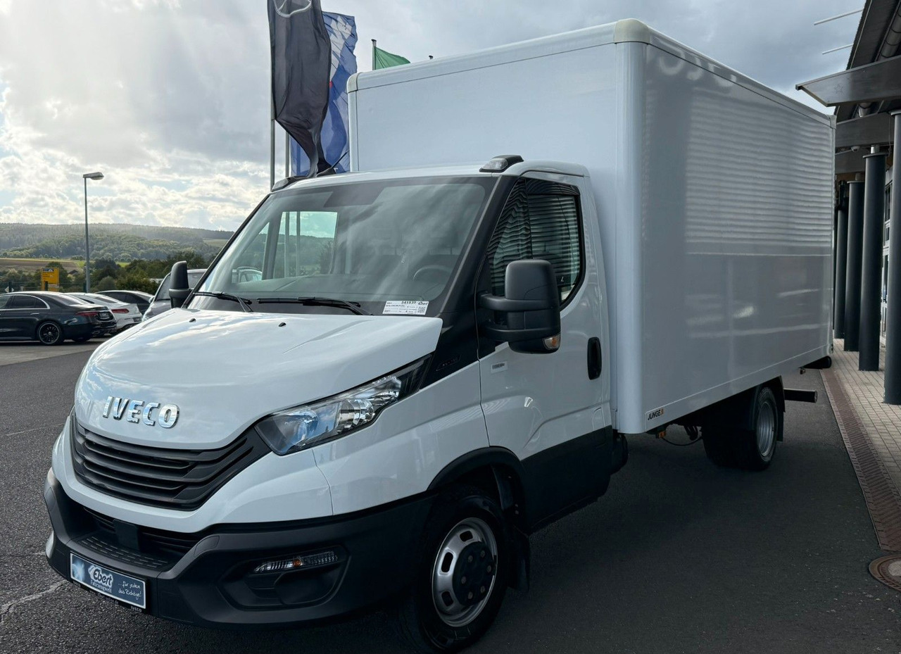 Iveco Daily 35C16 *Koffer*LBW*Klima* - Jakeluauto: kuva Iveco Daily 35C16 *Koffer*LBW*Klima* - Jakeluauto Iveco Daily 35C16 *Koffer*LBW*Klima* - Jakeluauto: kuva Iveco Daily 35C16 *Koffer*LBW*Klima* - Jakeluauto