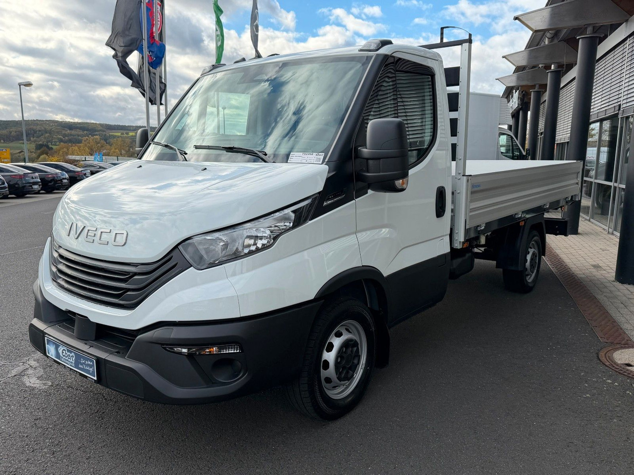 Iveco Daily 35S14 A8*R3.450mm*Automatik*Kamera*3Sitze* - Kippilava-auto: kuva Iveco Daily 35S14 A8*R3.450mm*Automatik*Kamera*3Sitze* - Kippilava-auto Iveco Daily 35S14 A8*R3.450mm*Automatik*Kamera*3Sitze* - Kippilava-auto: kuva Iveco Daily 35S14 A8*R3.450mm*Automatik*Kamera*3Sitze* - Kippilava-auto