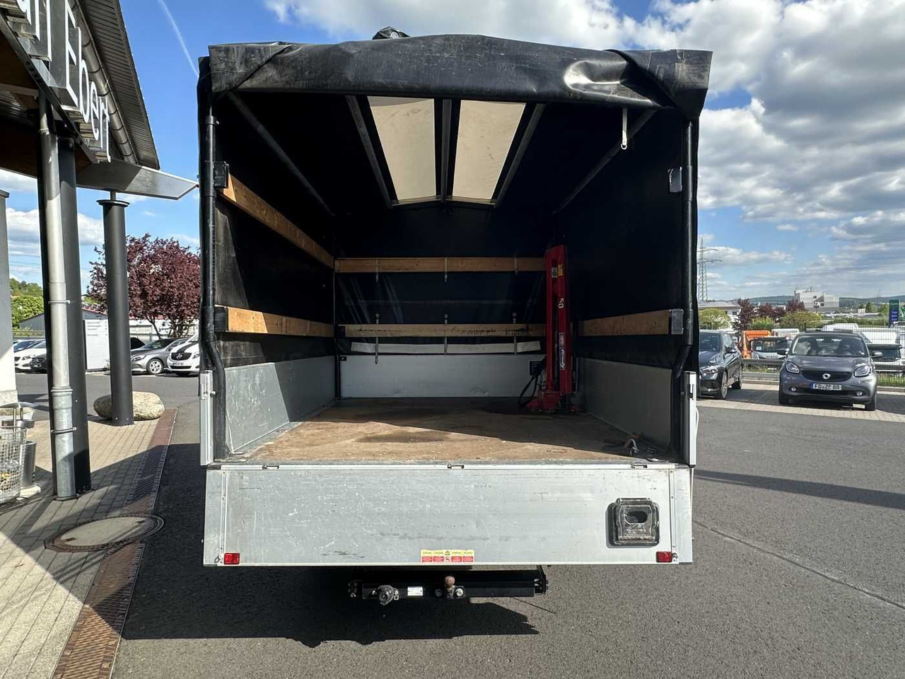 Iveco Daily 35S14 Pritsche+Plane *AHK*Ladekran*7-Sitze - Avolava pakettiauto: kuva Iveco Daily 35S14 Pritsche+Plane *AHK*Ladekran*7-Sitze - Avolava pakettiauto Iveco Daily 35S14 Pritsche+Plane *AHK*Ladekran*7-Sitze - Avolava pakettiauto: kuva Iveco Daily 35S14 Pritsche+Plane *AHK*Ladekran*7-Sitze - Avolava pakettiauto