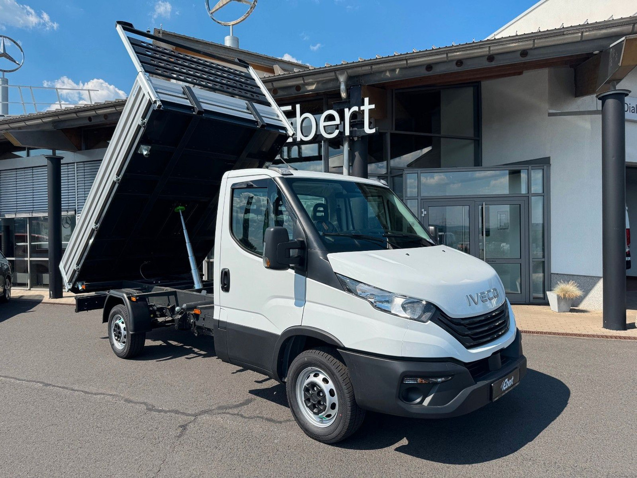 Iveco Daily 35S16 3.0L Kipper *R3.450mm*AHK*Automatik* - Kippilava-auto: kuva Iveco Daily 35S16 3.0L Kipper *R3.450mm*AHK*Automatik* - Kippilava-auto Iveco Daily 35S16 3.0L Kipper *R3.450mm*AHK*Automatik* - Kippilava-auto: kuva Iveco Daily 35S16 3.0L Kipper *R3.450mm*AHK*Automatik* - Kippilava-auto
