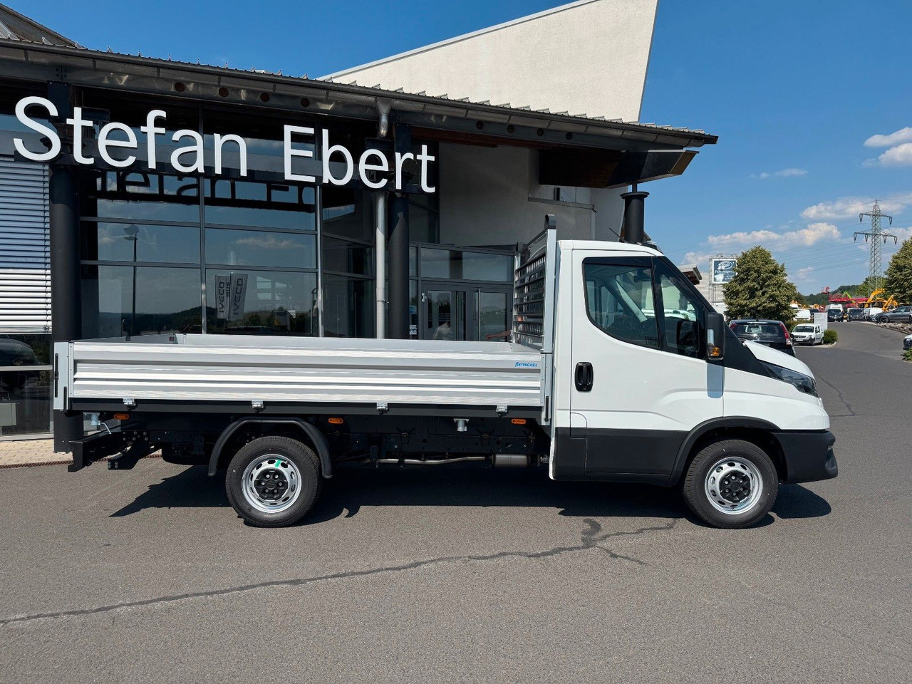 Iveco Daily 35S16 3.0L Kipper *R3.450mm*AHK*Automatik* - Kippilava-auto: kuva Iveco Daily 35S16 3.0L Kipper *R3.450mm*AHK*Automatik* - Kippilava-auto Iveco Daily 35S16 3.0L Kipper *R3.450mm*AHK*Automatik* - Kippilava-auto: kuva Iveco Daily 35S16 3.0L Kipper *R3.450mm*AHK*Automatik* - Kippilava-auto