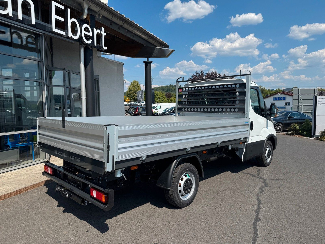 Iveco Daily 35S16 3.0L Kipper *R3.450mm*AHK*Automatik* - Kippilava-auto: kuva Iveco Daily 35S16 3.0L Kipper *R3.450mm*AHK*Automatik* - Kippilava-auto Iveco Daily 35S16 3.0L Kipper *R3.450mm*AHK*Automatik* - Kippilava-auto: kuva Iveco Daily 35S16 3.0L Kipper *R3.450mm*AHK*Automatik* - Kippilava-auto