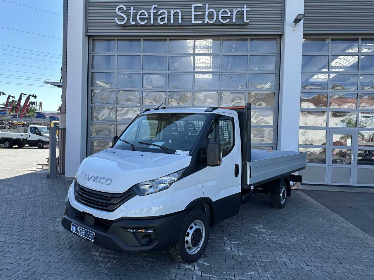 Iveco Daily 35S16 3.0L *R3.750mm*AHK* 2x - Avolava pakettiauto: kuva Iveco Daily 35S16 3.0L *R3.750mm*AHK* 2x - Avolava pakettiauto Iveco Daily 35S16 3.0L *R3.750mm*AHK* 2x - Avolava pakettiauto: kuva Iveco Daily 35S16 3.0L *R3.750mm*AHK* 2x - Avolava pakettiauto