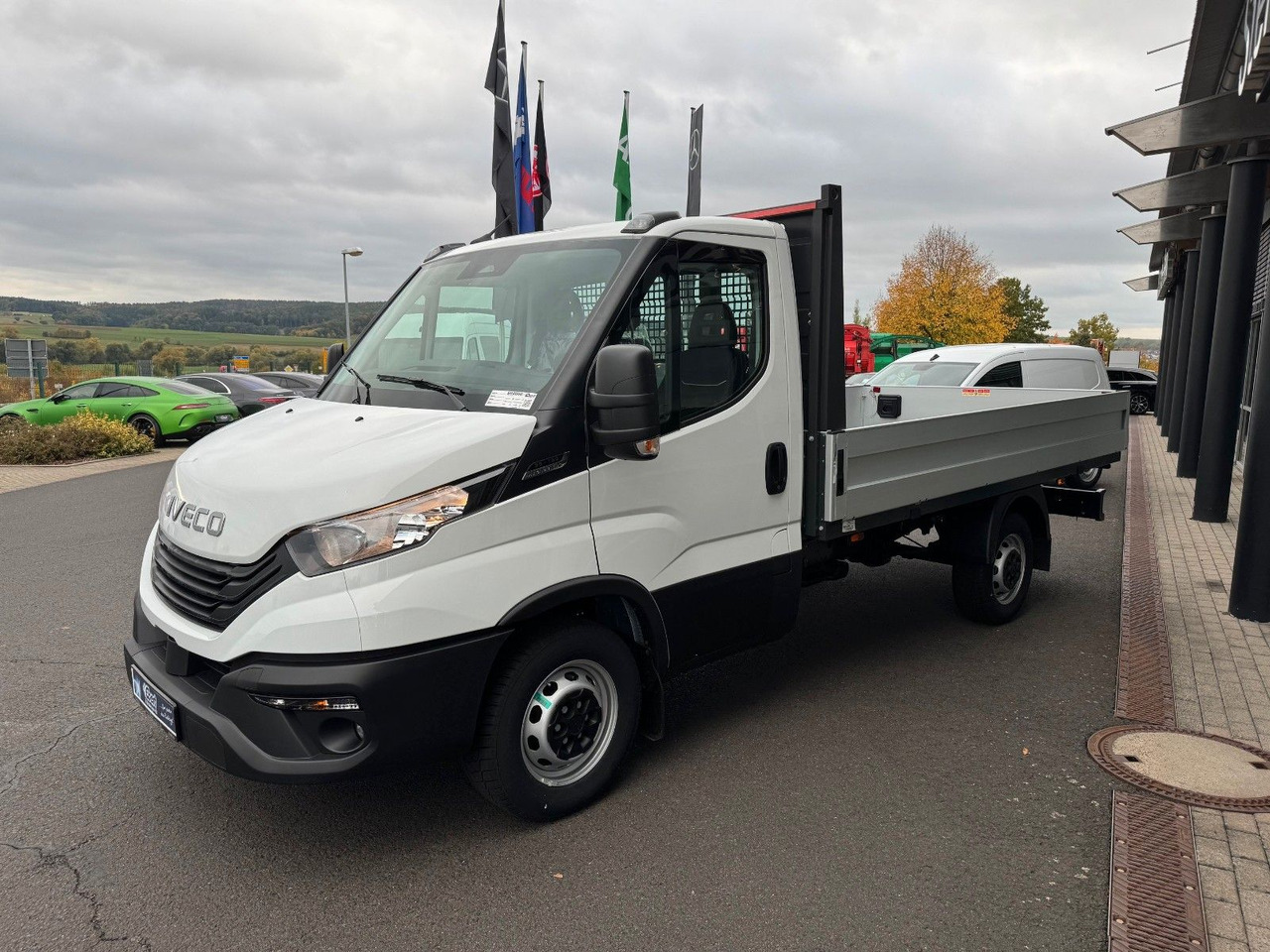 Iveco Daily 35S16 A8 *R3.450mm*Automatik*AHK*Kamera* - Avolava pakettiauto: kuva Iveco Daily 35S16 A8 *R3.450mm*Automatik*AHK*Kamera* - Avolava pakettiauto Iveco Daily 35S16 A8 *R3.450mm*Automatik*AHK*Kamera* - Avolava pakettiauto: kuva Iveco Daily 35S16 A8 *R3.450mm*Automatik*AHK*Kamera* - Avolava pakettiauto