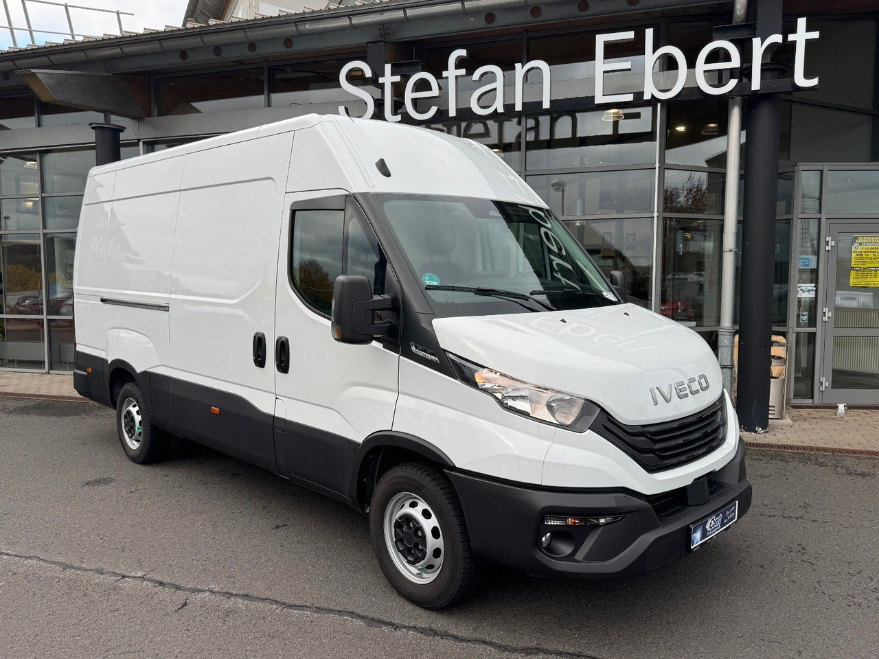 Iveco Daily 35S16 A8 *R3.520mm*Automatik*AHK*ACC* - Pakettiauto: kuva Iveco Daily 35S16 A8 *R3.520mm*Automatik*AHK*ACC* - Pakettiauto Iveco Daily 35S16 A8 *R3.520mm*Automatik*AHK*ACC* - Pakettiauto: kuva Iveco Daily 35S16 A8 *R3.520mm*Automatik*AHK*ACC* - Pakettiauto